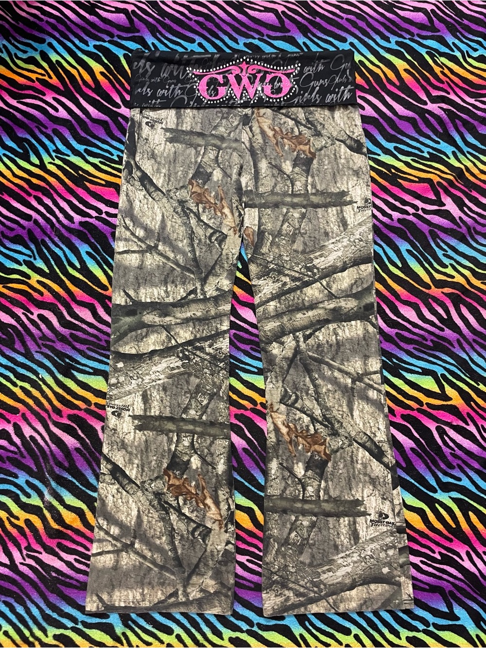 Y2K vintage rare Girls with Guns mossy oak Camo low rise foldover pants